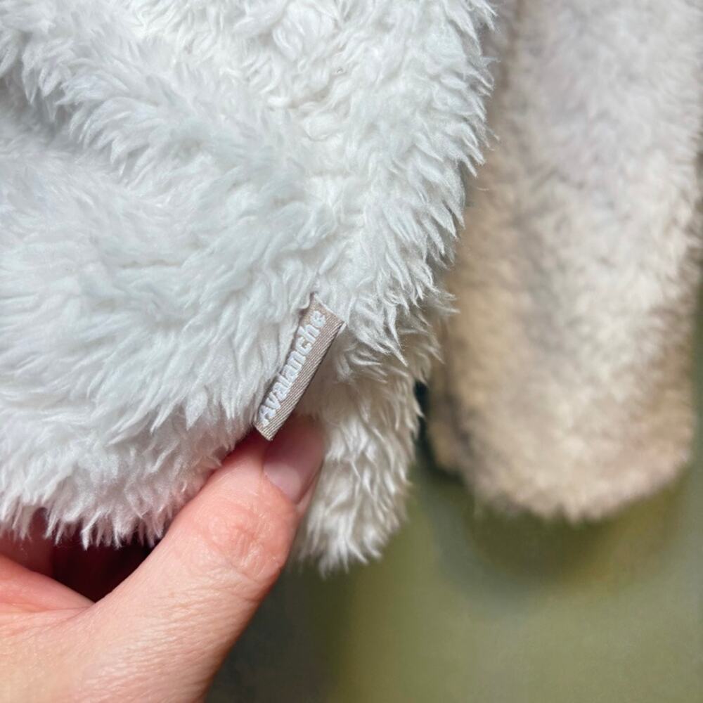 Avalanche Sherpa Fleece Jacket Women’s Small White Full Zip Soft Cozy Pockets - Picture 4 of 9